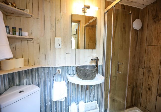 Chalet in Hoath - Knole Luxury Dome Chalet in Hoath - Knole Luxury Dome