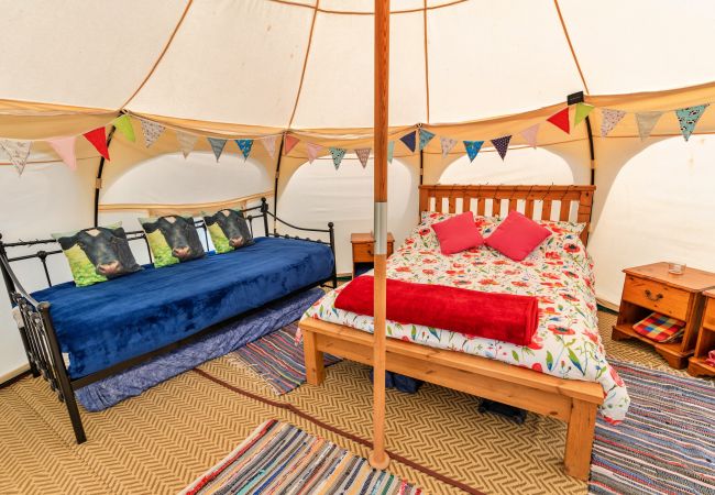 Chalet in Ilfracombe - Ash Lotus Belle Tent Chalet in Ilfracombe - Ash Lotus Belle Tent