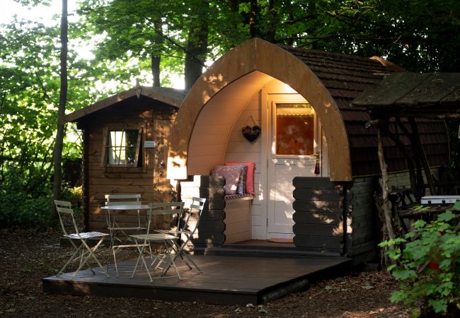 Chalet in Woolton Hill - Bluebelle Glamping Pod Chalet in Woolton Hill - Bluebelle Glamping Pod