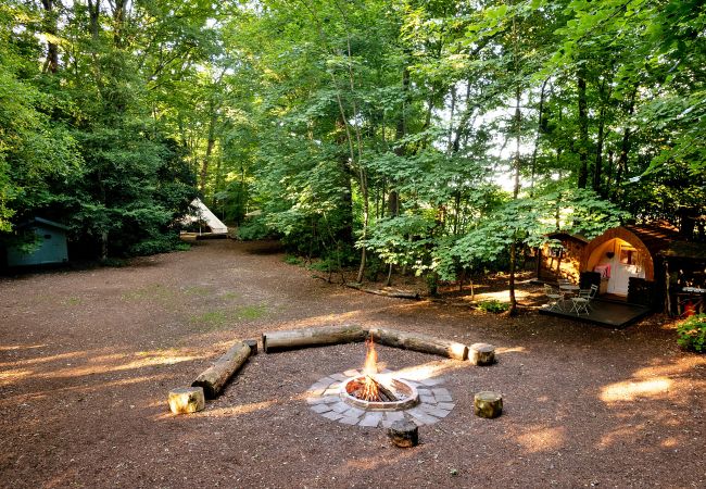 Chalet in Woolton Hill - Bluebelle Glamping Pod Chalet in Woolton Hill - Bluebelle Glamping Pod