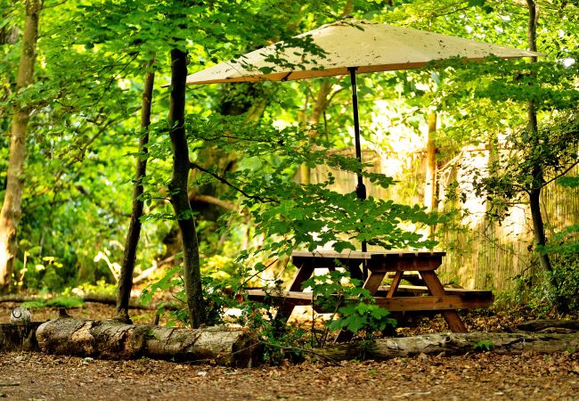 Chalet in Woolton Hill - Moroccan Bell Tent Chalet in Woolton Hill - Moroccan Bell Tent