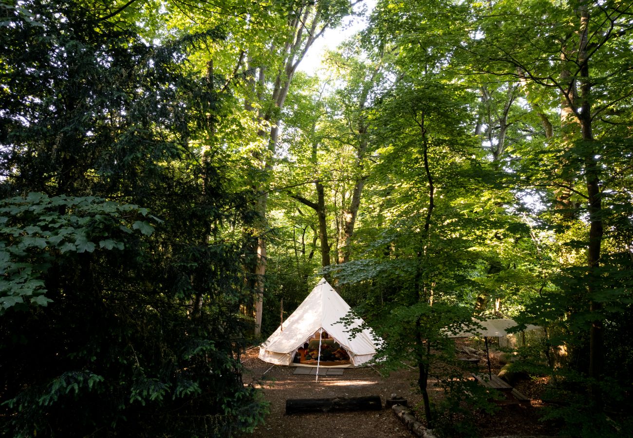 Chalet in Woolton Hill - Moroccan Bell Tent