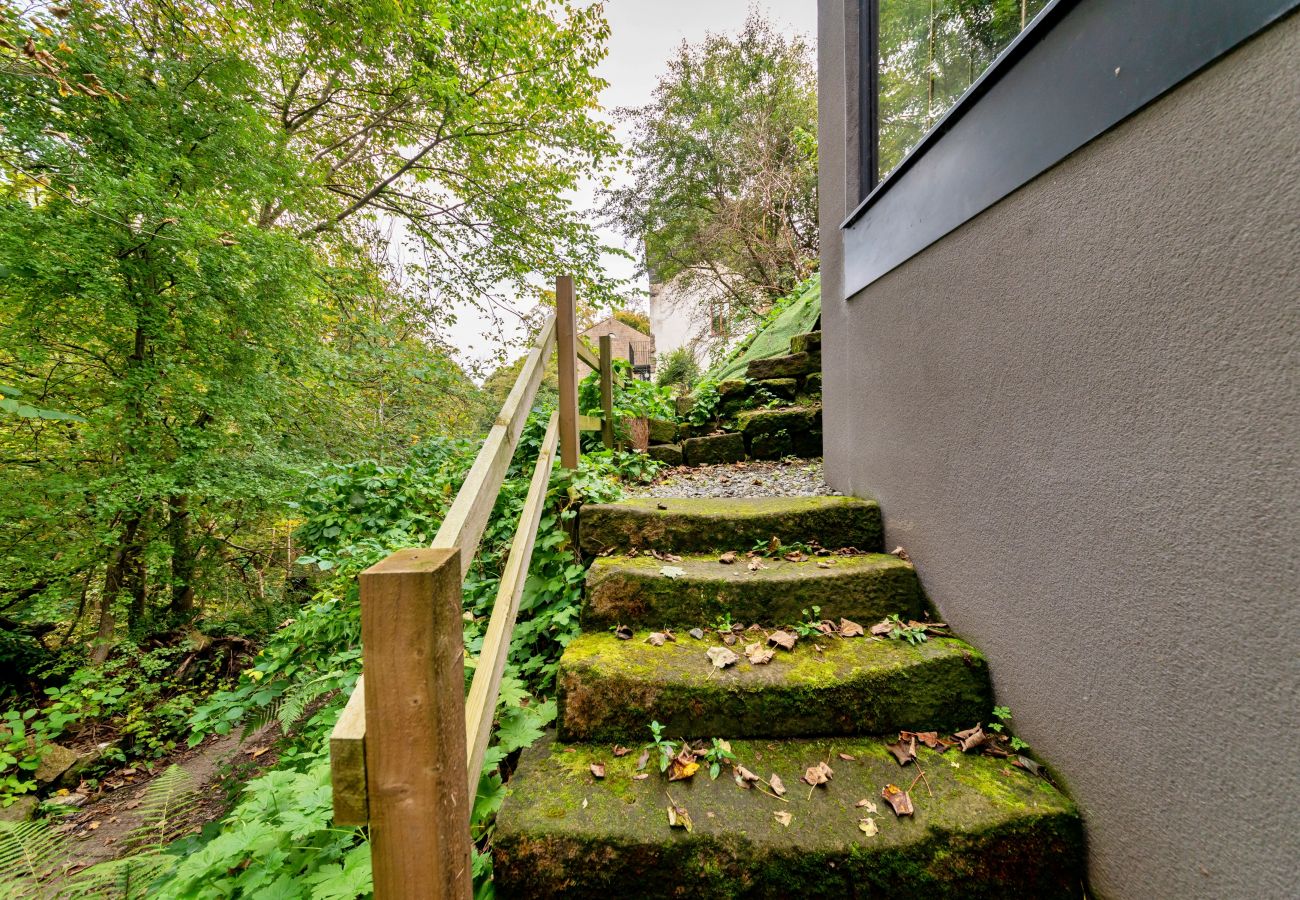 House in Hebden Bridge - The Keep
