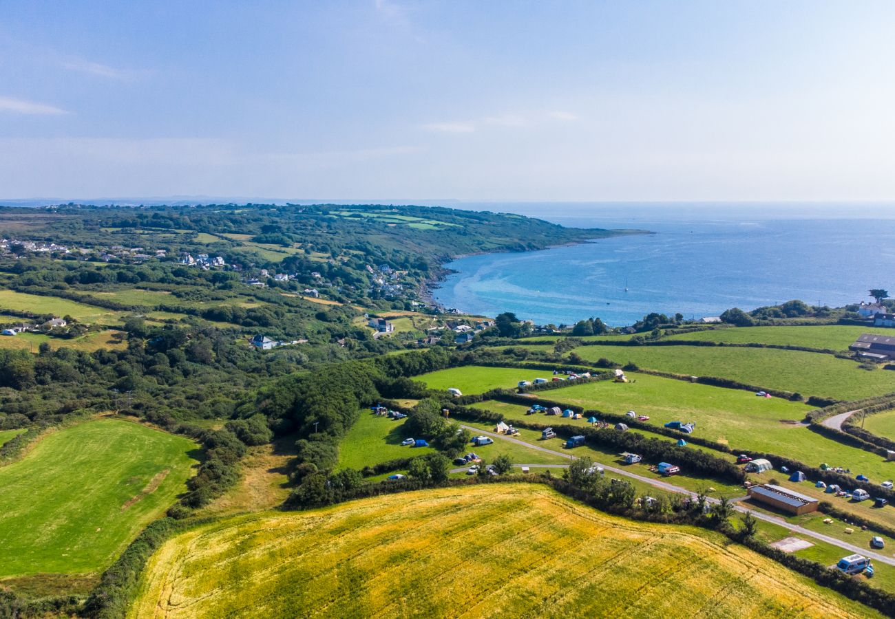 Chalet in Coverack - Godrevy Celtic Longhouse Tent
