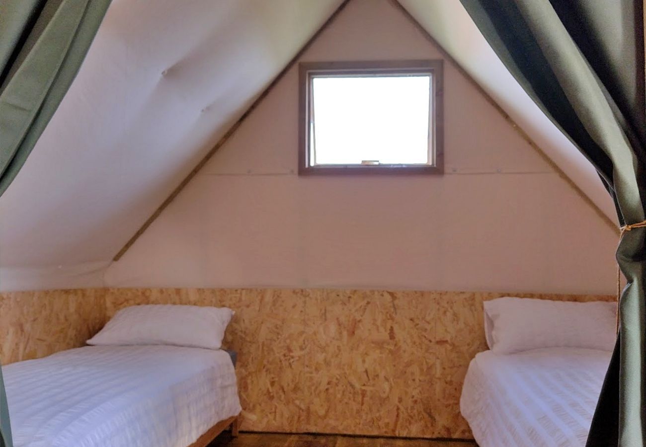 Chalet in Coverack - Godrevy Celtic Longhouse Tent