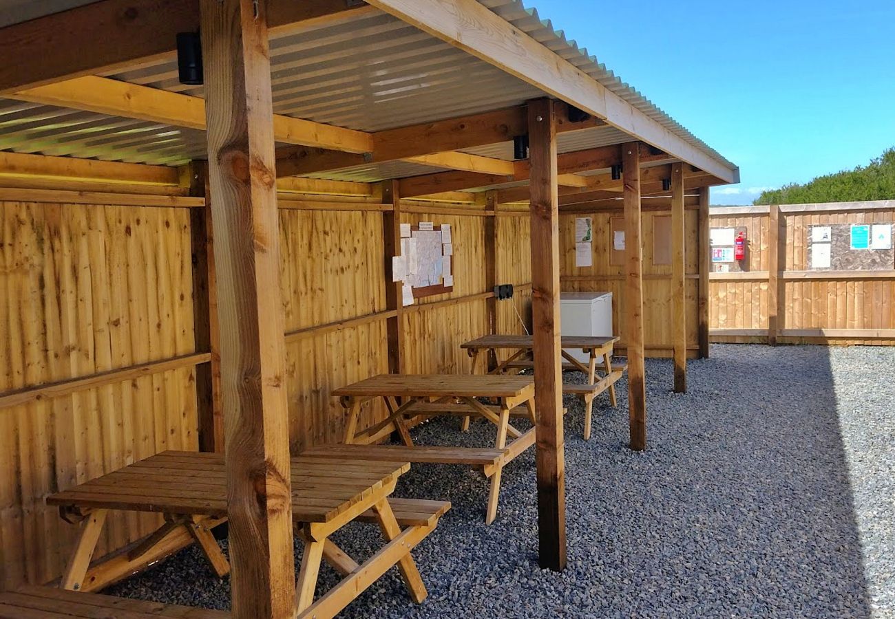 Chalet in Coverack - Downas Celtic Longhouse Tent