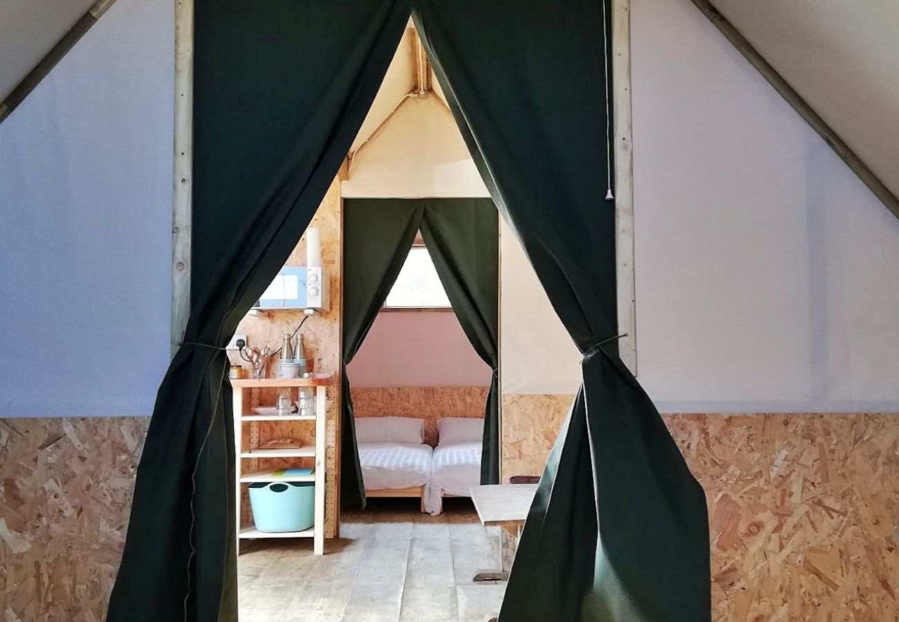 Chalet in Coverack - Meers Celtic Longhouse Tent