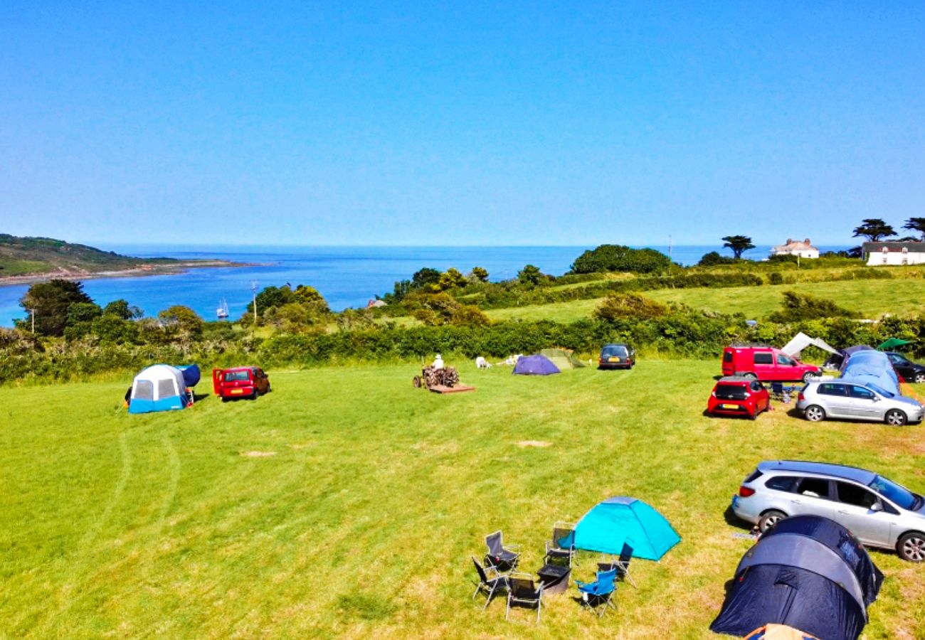 Chalet in Coverack - Meers Celtic Longhouse Tent