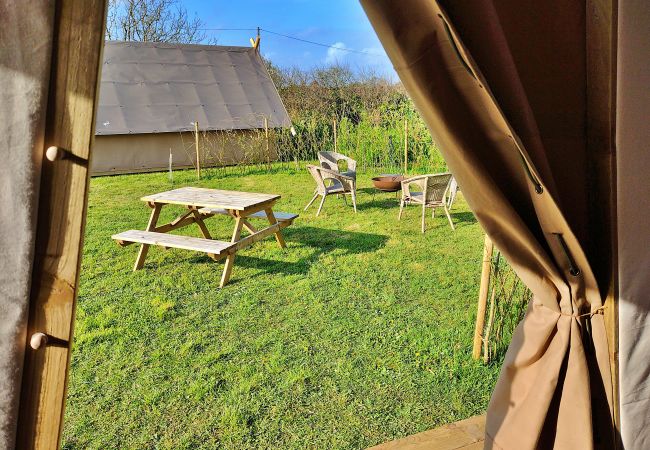 Chalet in Coverack - Lankidden Celtic Longhouse Tent