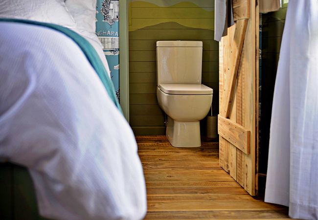 Chalet in Pwllheli - 'Angharad' Poachers Hut Chalet in Pwllheli - 'Angharad' Poachers Hut