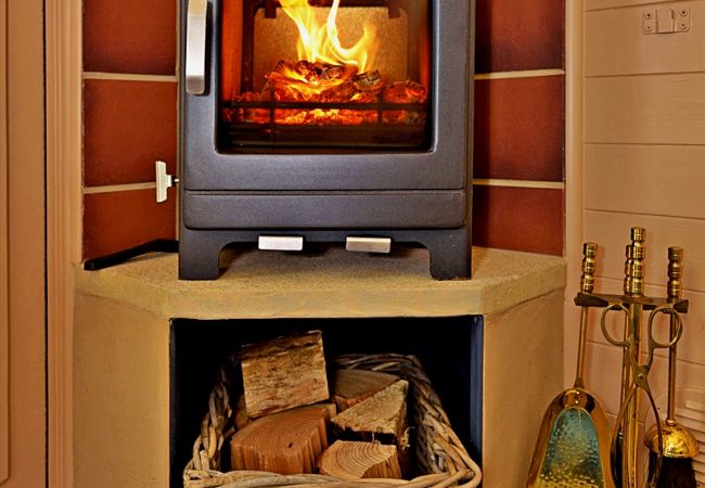 Chalet in Pwllheli - 'Marared' Gypsy Hut Chalet in Pwllheli - 'Marared' Gypsy Hut