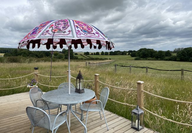 Cabin in Banbury - The Cornflower