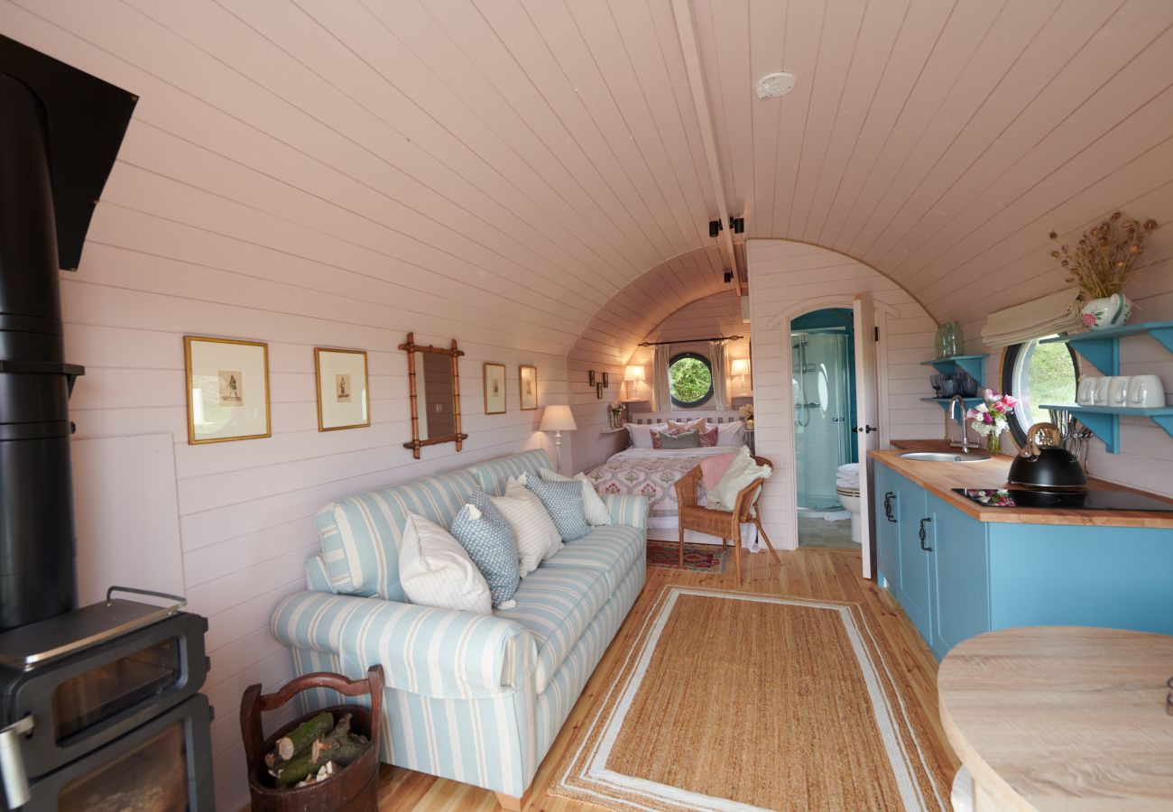 Cabin in Banbury - The Cornflower