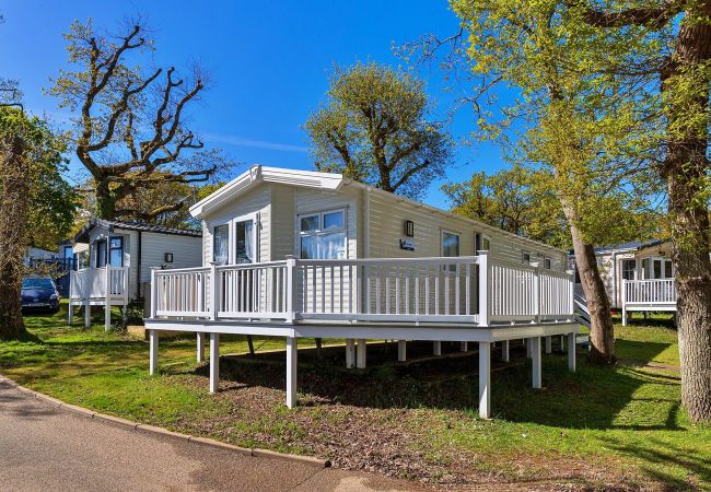 Mobile home in Great Thorness - Beachlands Mobile home in Great Thorness - Beachlands