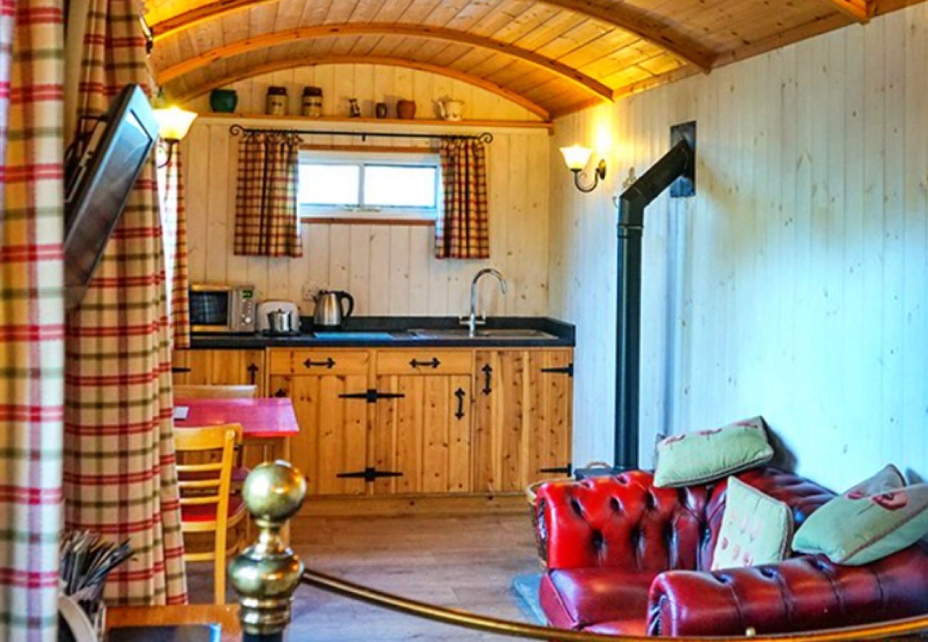 Chalet in Shrewsbury - Shepherd's Rest at Morrells Wood
