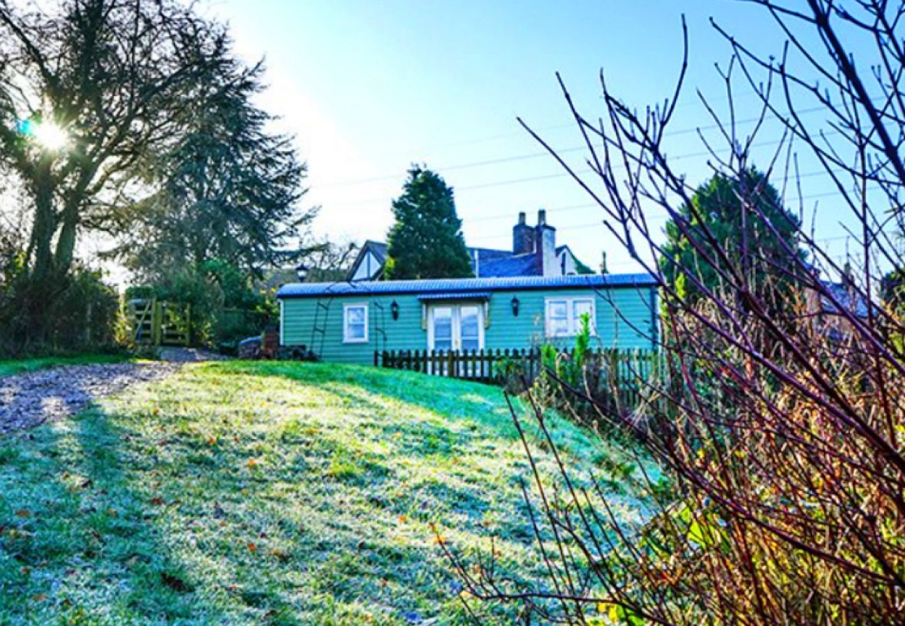Chalet in Shrewsbury - Shepherd's Rest at Morrells Wood