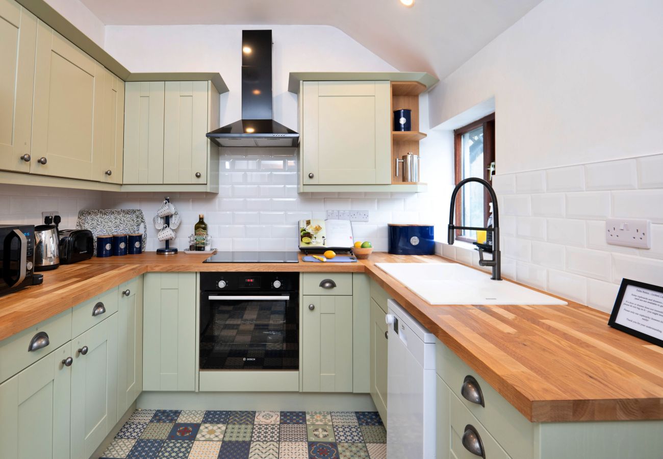 Cottage in Denbigh - Capel Hebron