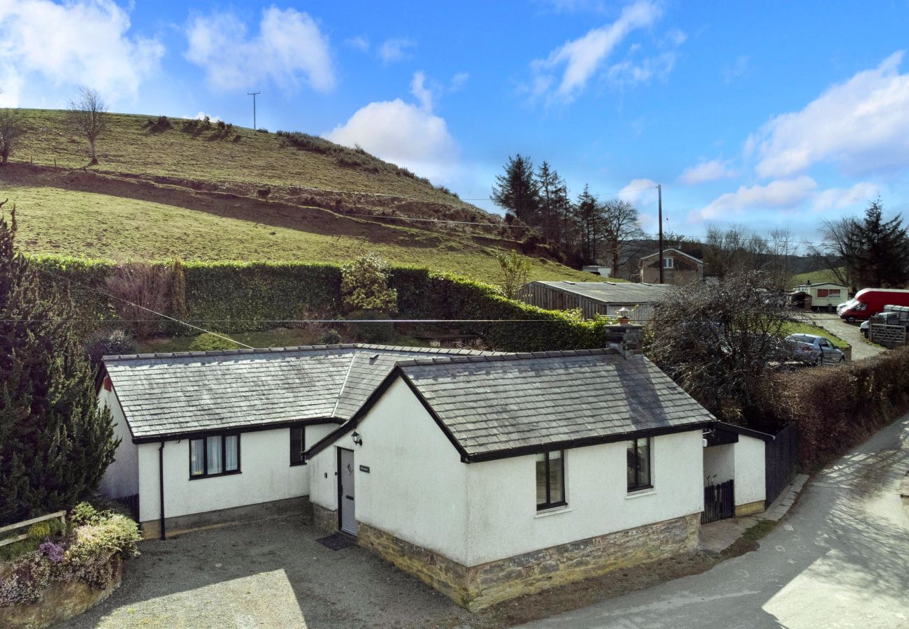 Cottage in Denbigh - Capel Hebron