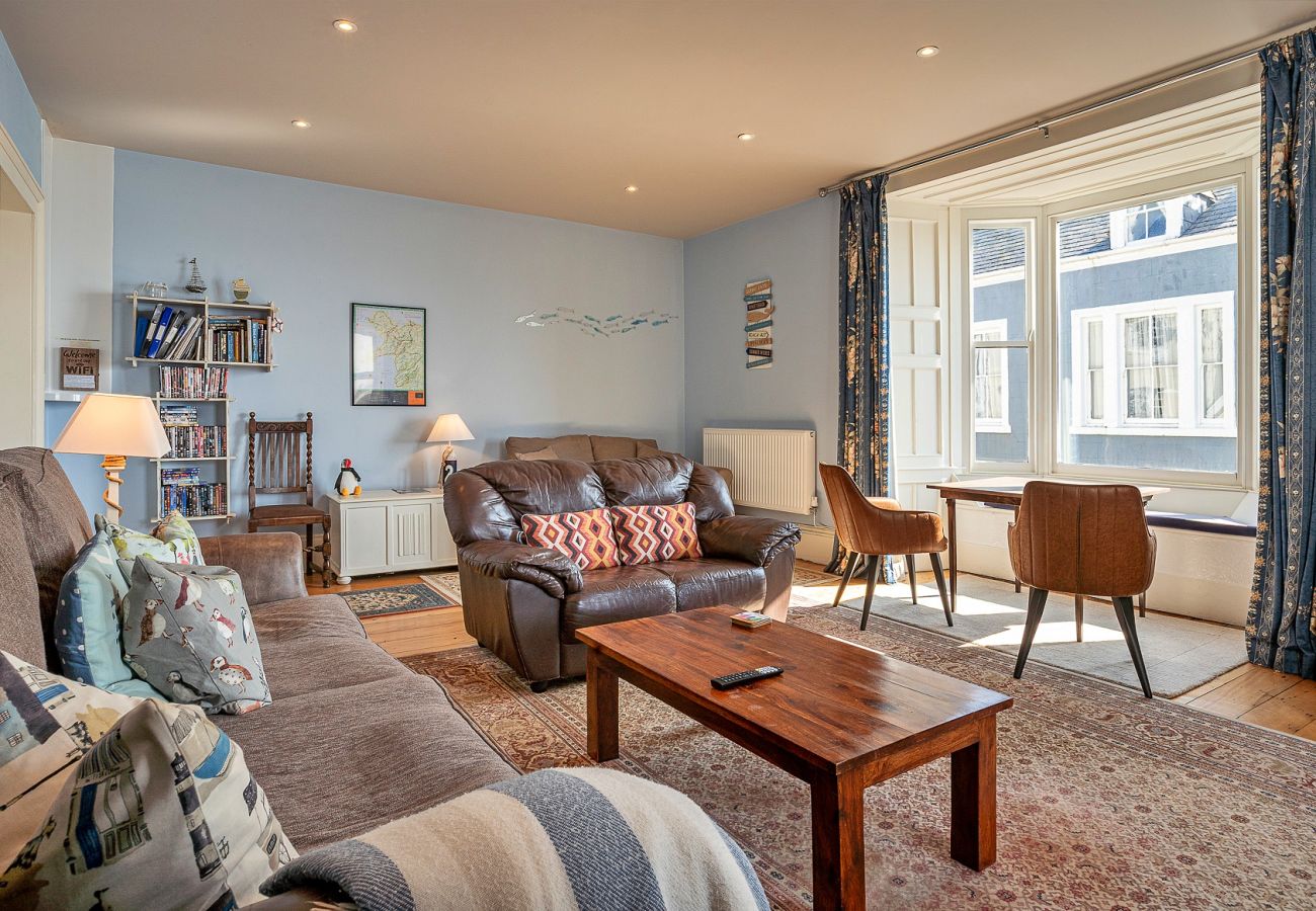 Apartment in Beaumaris - Waters Edge at Gadlys House