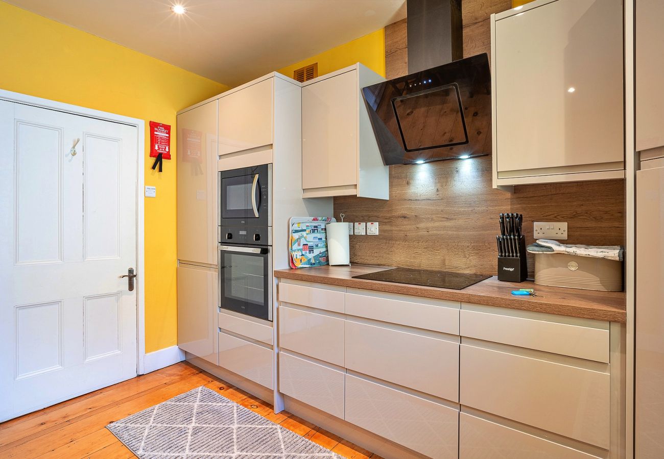 Apartment in Beaumaris - Beau View at Gadlys House