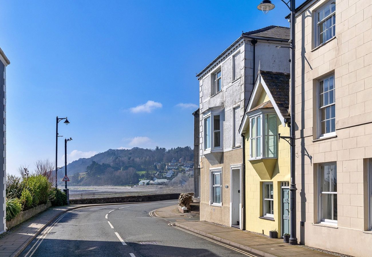 Apartment in Beaumaris - Beau View at Gadlys House