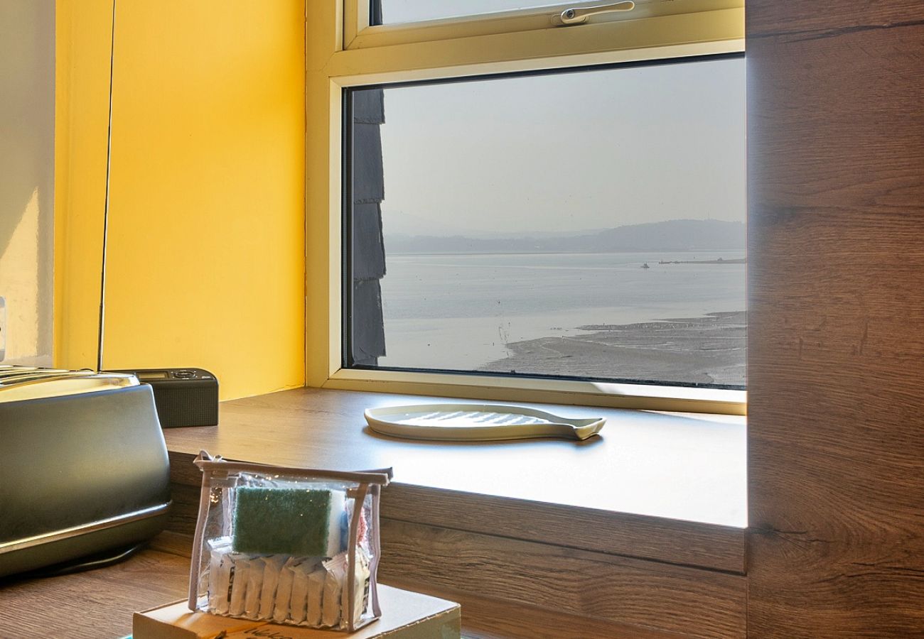 Apartment in Beaumaris - Beau View at Gadlys House