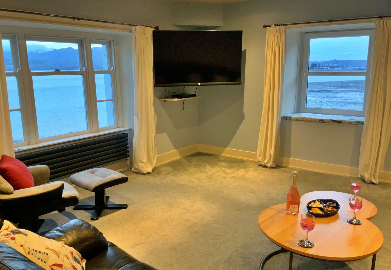 Apartment in Beaumaris - Beau View at Gadlys House