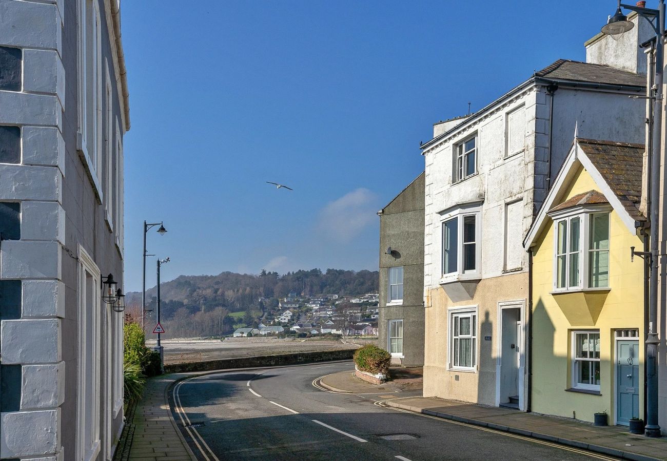 Apartment in Beaumaris - No. 62 at Gadlys House