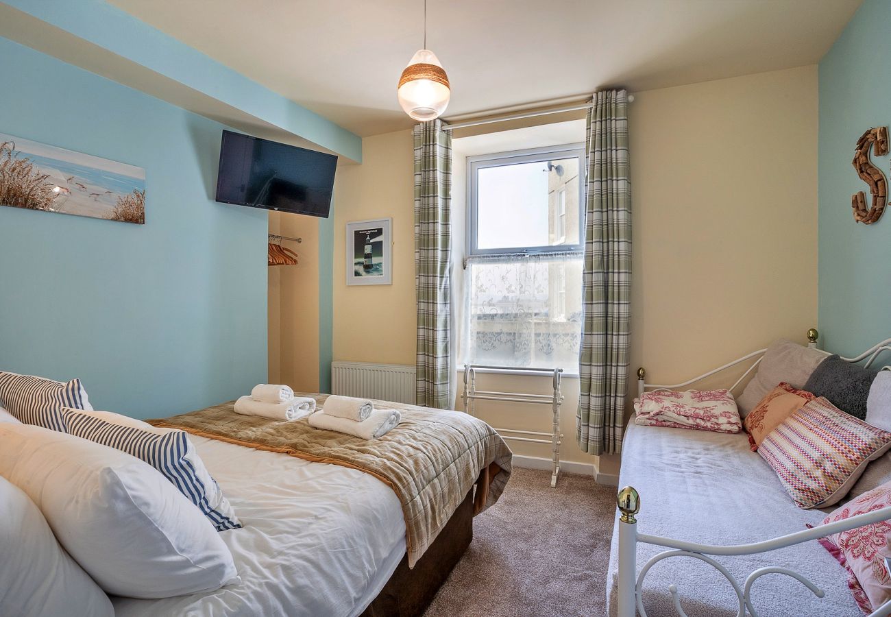 Apartment in Beaumaris - No. 62 at Gadlys House
