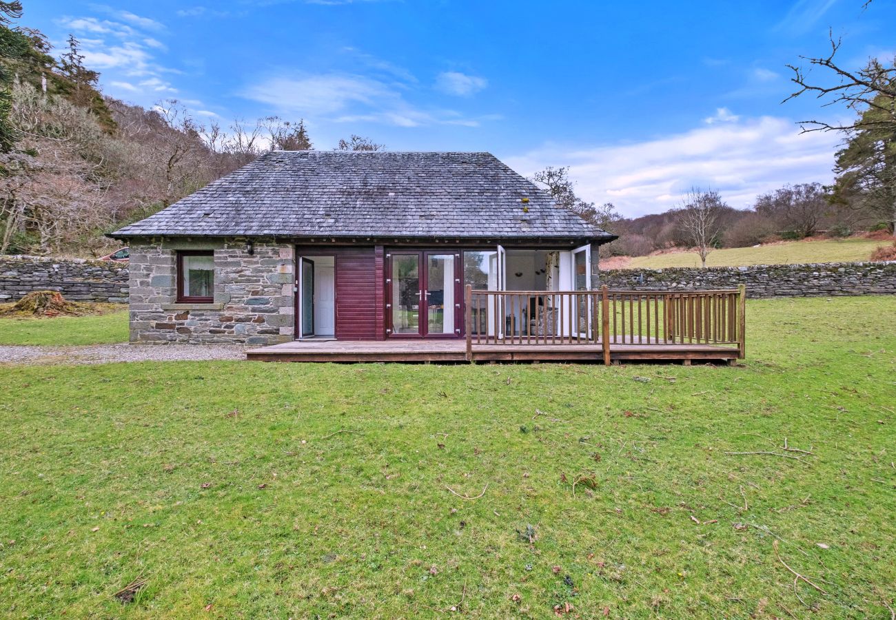 Cottage in Achahoish - The Turbine House