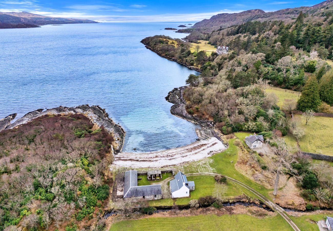 Cottage in Achahoish - The Turbine House