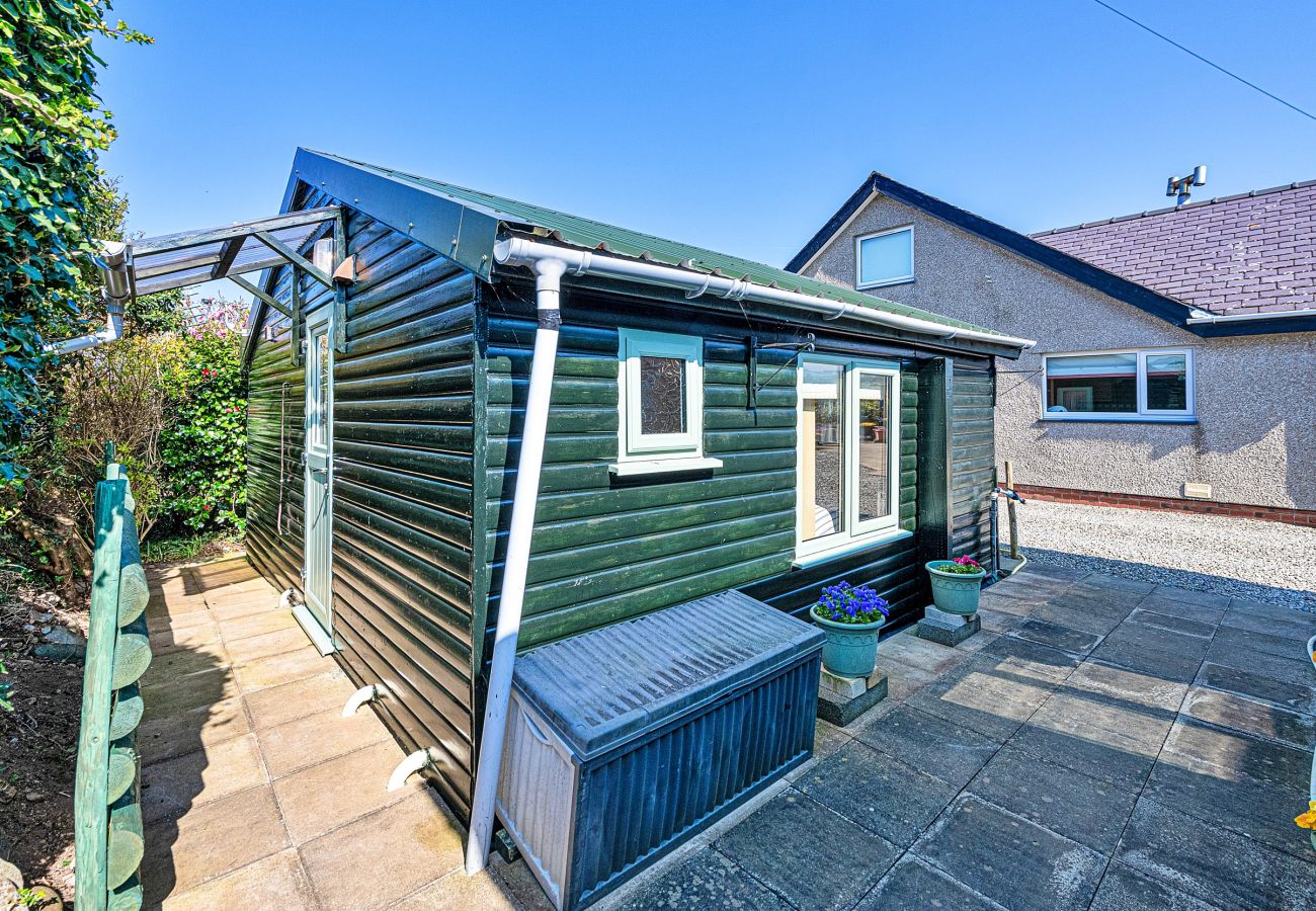 Cabin in Aberdesach - Bimbadeen Lodge