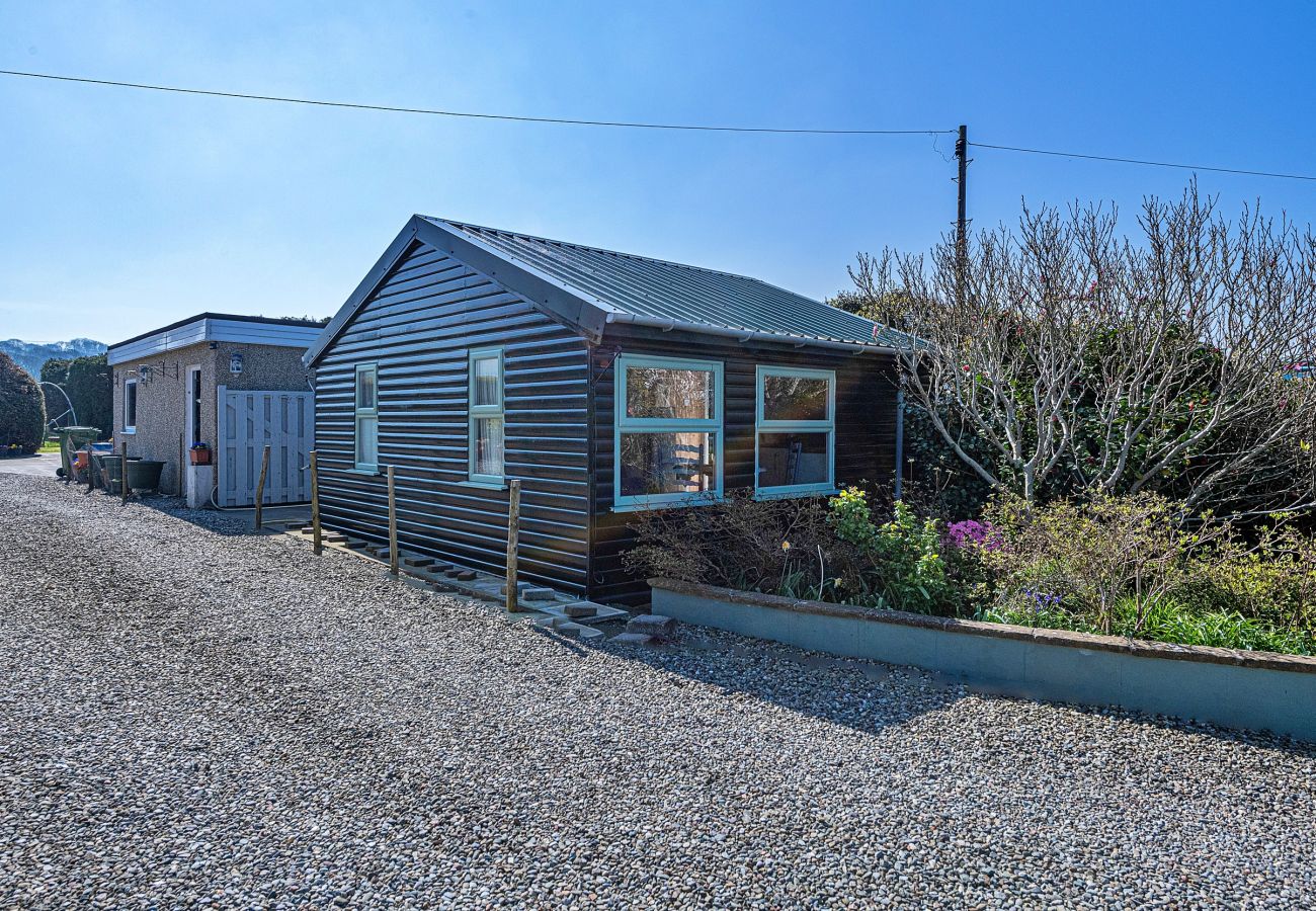 Cabin in Aberdesach - Bimbadeen Lodge