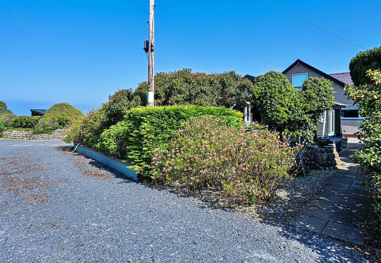 Cabin in Aberdesach - Bimbadeen Lodge