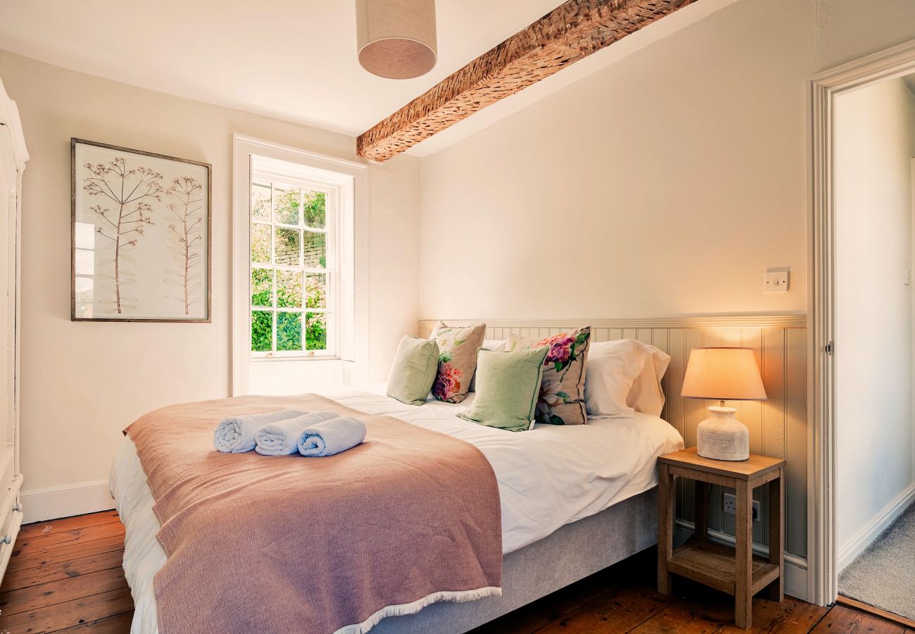 Cottage in Stroud - Hendy Cottage
