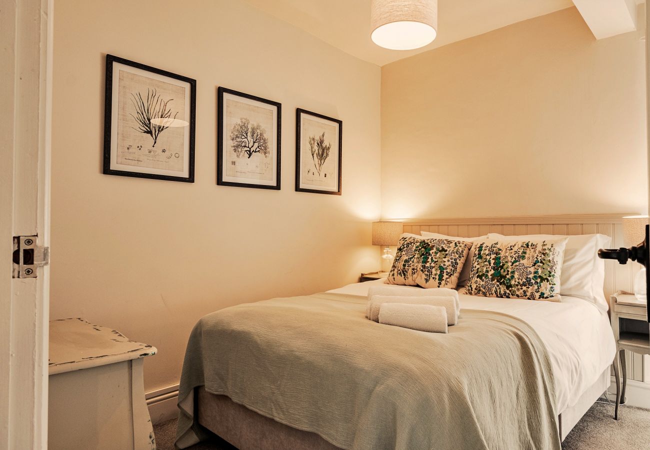 Cottage in Stroud - Hendy Cottage