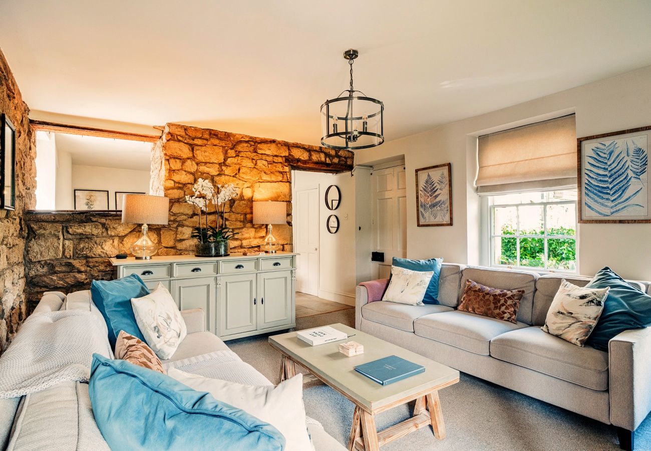 Cottage in Stroud - Hendy Cottage