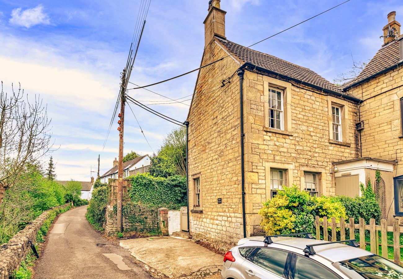 Cottage in Stroud - Hendy Cottage