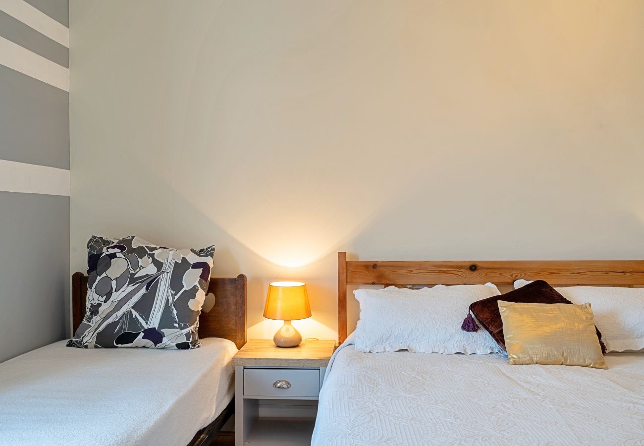 House in Lyme Regis - Heselwood