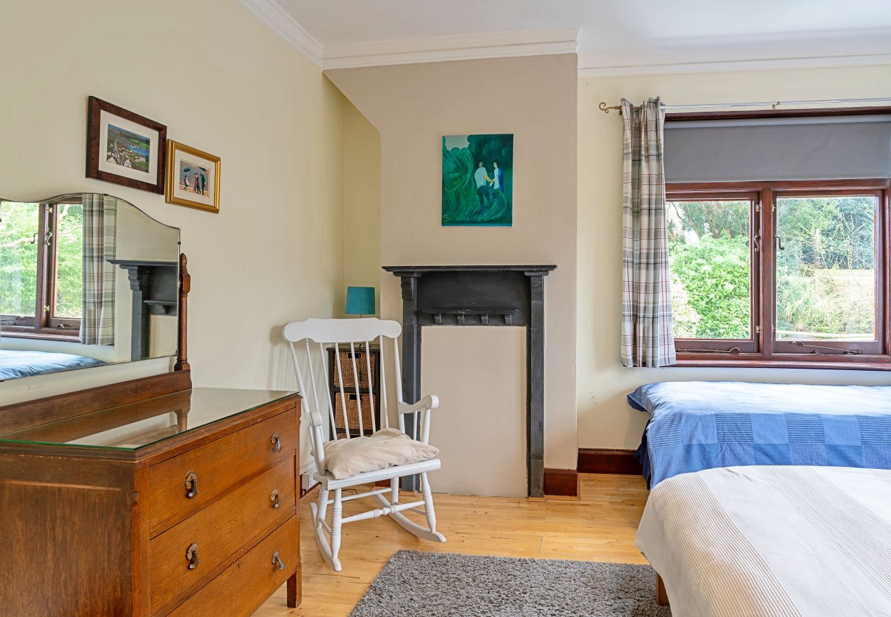 House in Lyme Regis - Heselwood