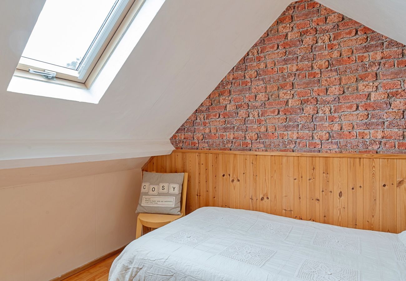 House in Lyme Regis - Heselwood