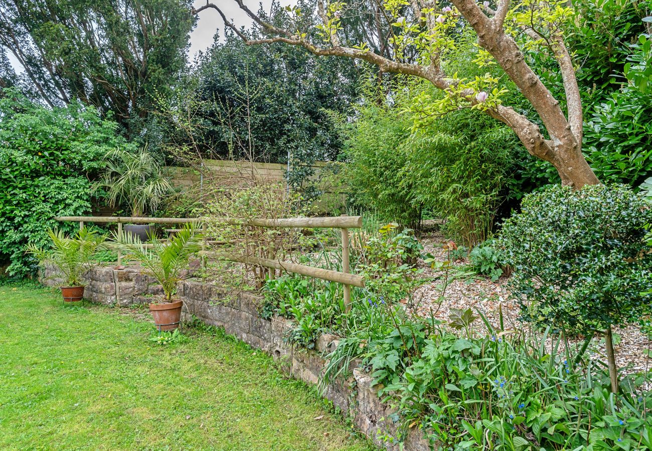 House in Lyme Regis - Heselwood