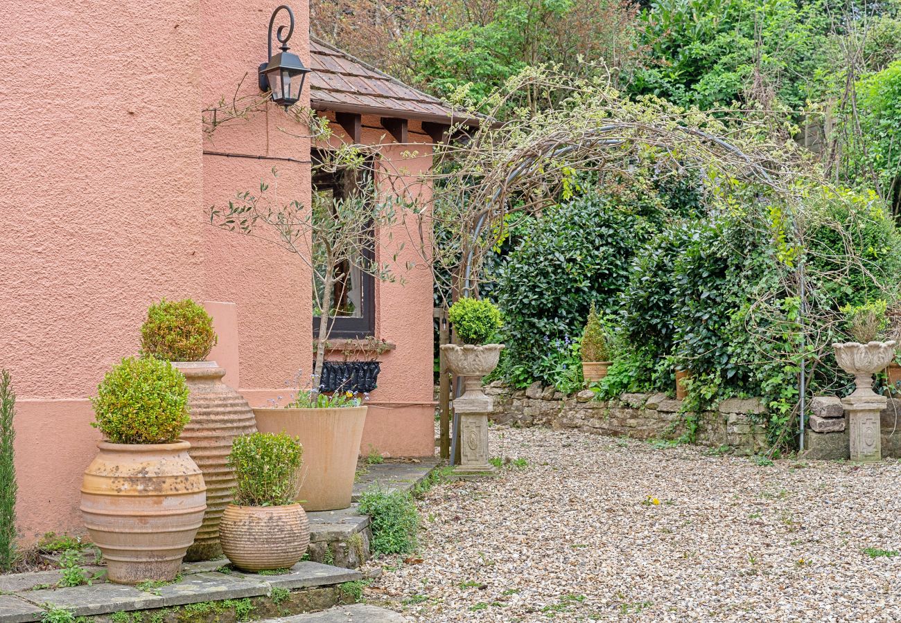 House in Lyme Regis - Heselwood
