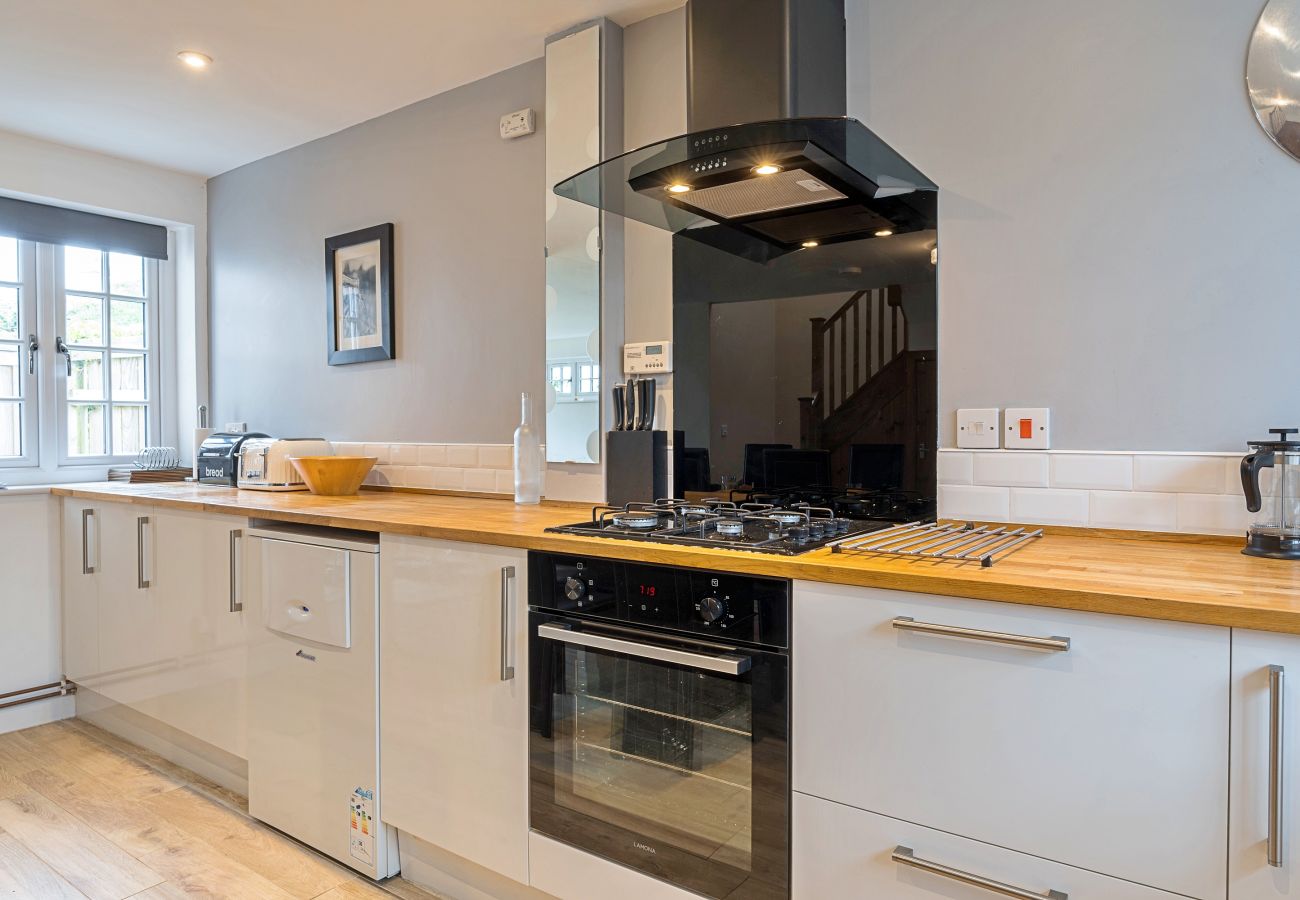 House in Lyme Regis - The Heselwood Coach House