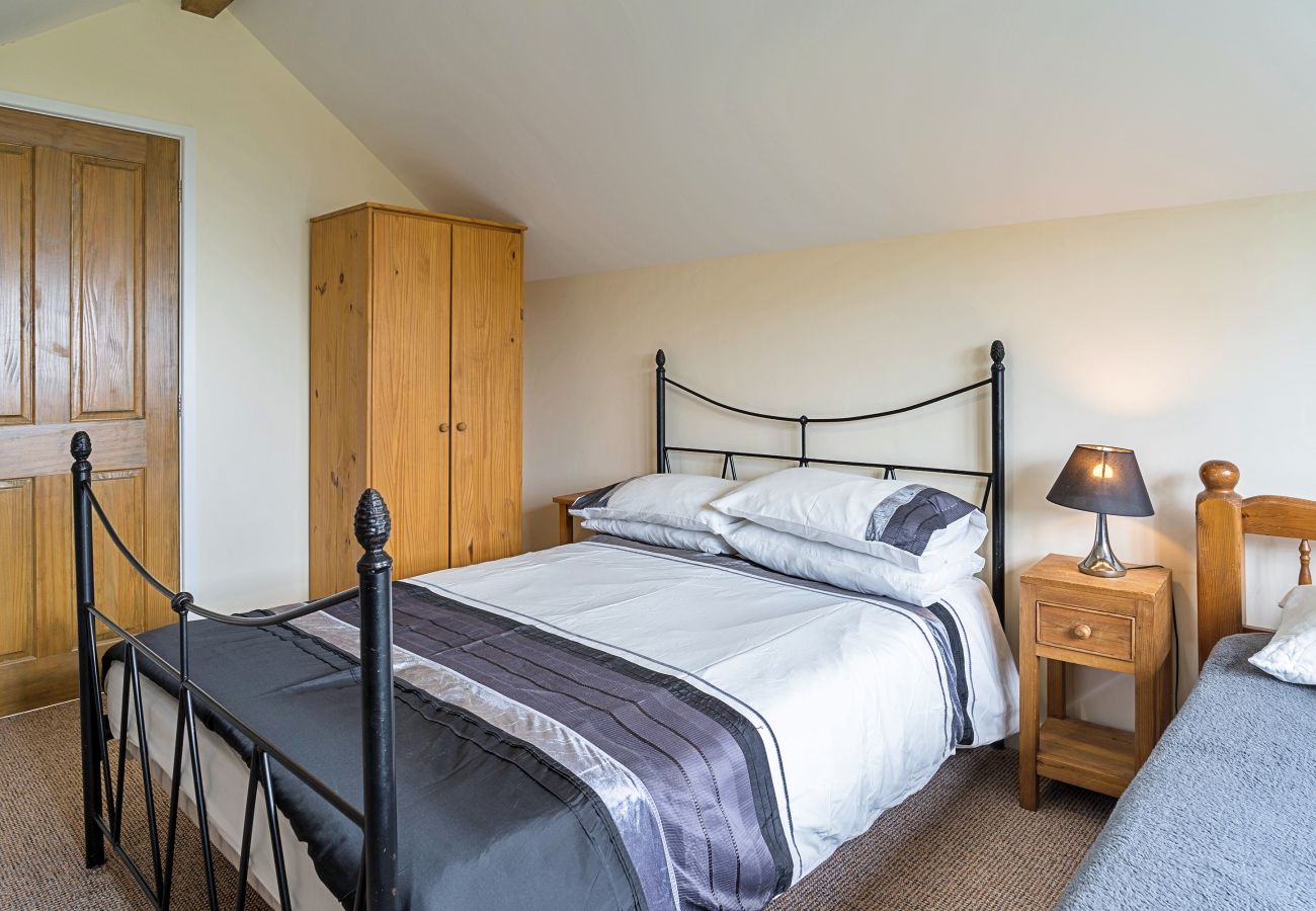 House in Lyme Regis - The Heselwood Coach House