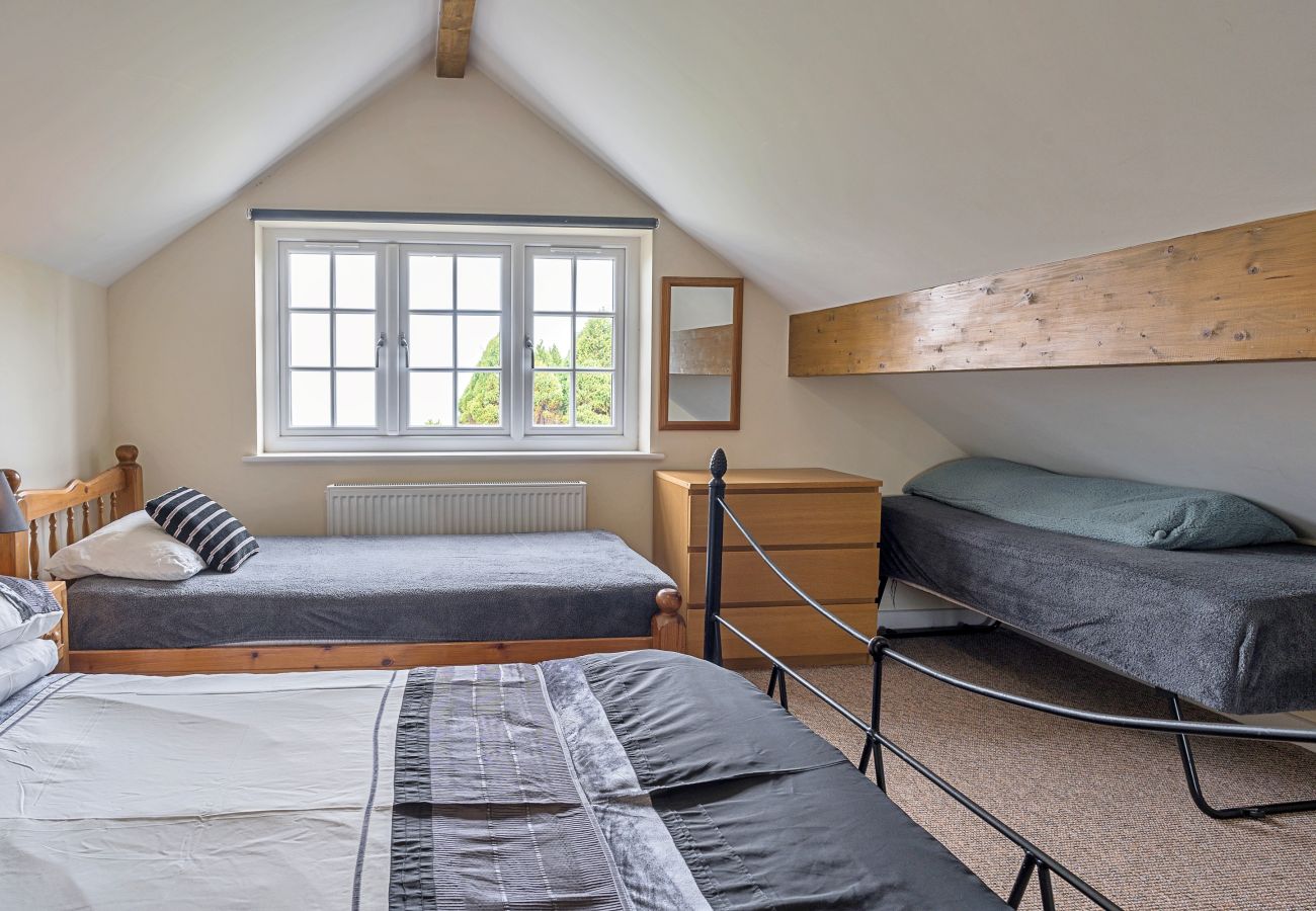 House in Lyme Regis - The Heselwood Coach House