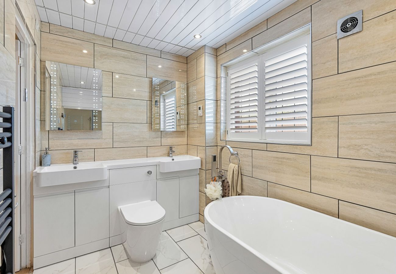 House in Hailsham - Coopers Way