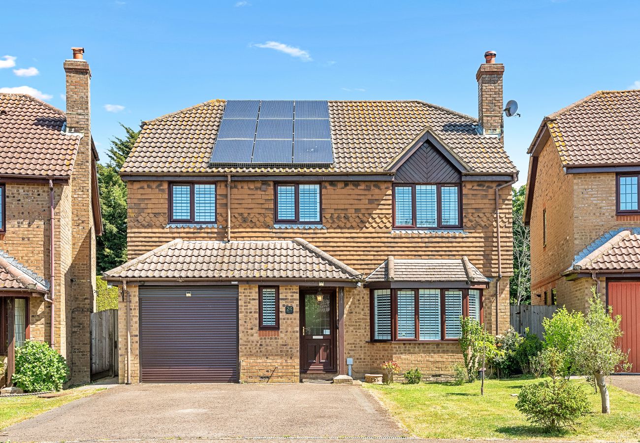 House in Hailsham - Coopers Way