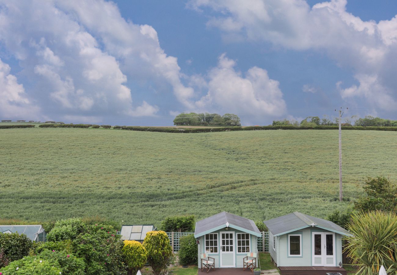 House in Filey - Shoe Buttons Cottage at Gap Road