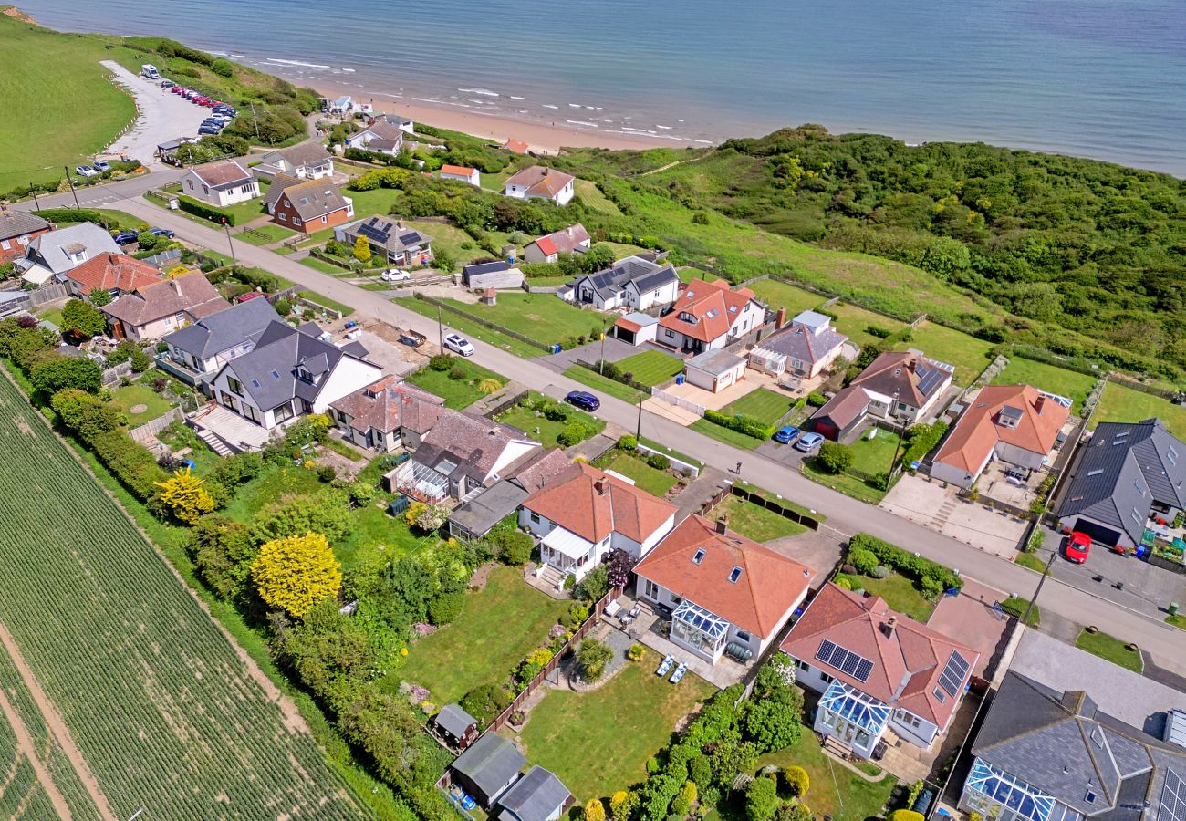 House in Filey - Shoe Buttons Cottage at Gap Road
